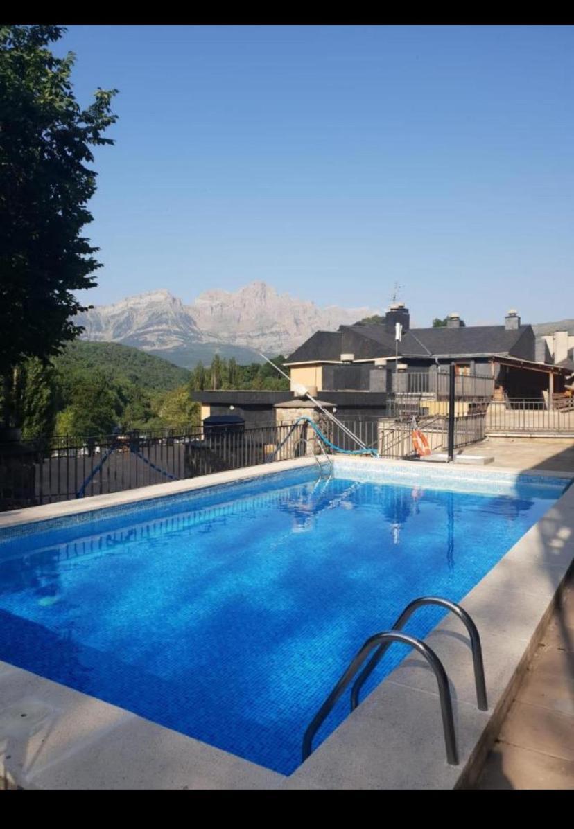Casa Orval Leilighet Panticosa Eksteriør bilde